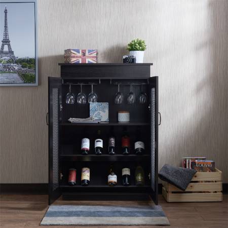 قابلة للتنفس ويمكن رؤية الأشياء.